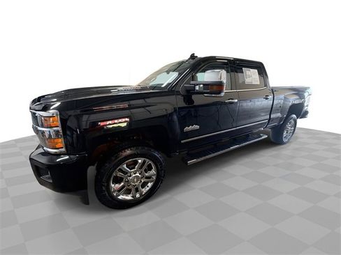 Used 2018 Chevrolet Silverado 2500 High Country w/ Duramax Plus Package image 1