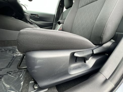 Used 2026 Toyota Corolla LE FWD image 22