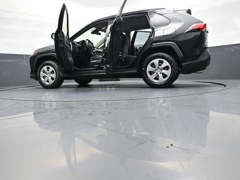 Used 2019 Toyota RAV4 LE w/ All Weather Liner Package AWD/4WD image 48