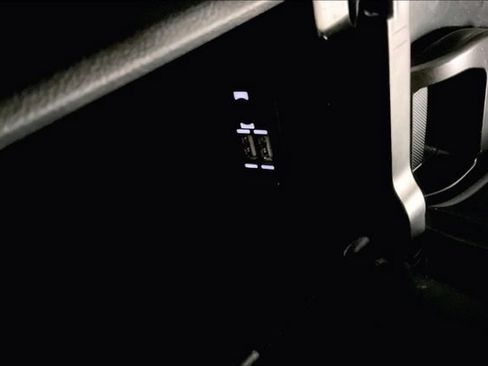 Used 2019 Lexus UX 250h w/ Accessory Package 2 AWD/4WD image 34