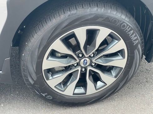 Certified 2025 Subaru Outback Limited AWD/4WD image 28