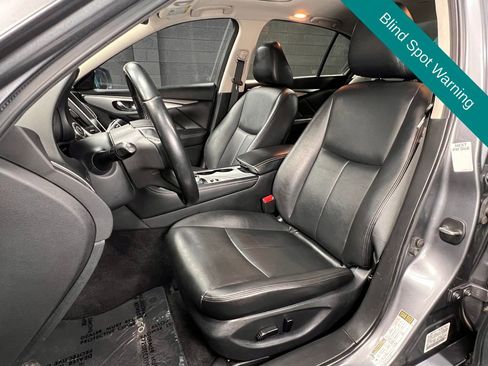 Used 2020 INFINITI Q50 Luxe image 4