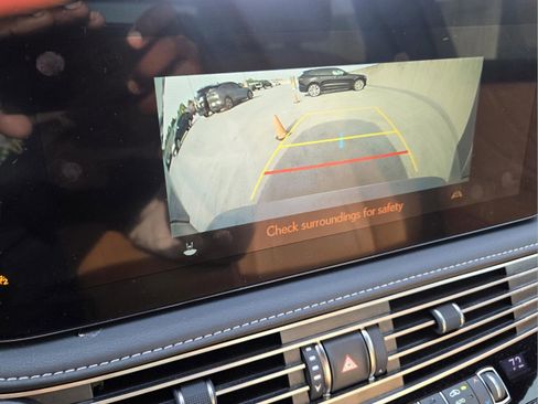 Certified 2023 Lexus LS 500 w/ Accessory Package (Z2) RWD image 16
