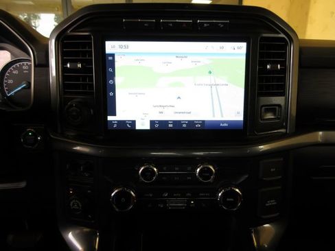 Certified 2022 Ford F150 XLT w/ Equipment Group 302A High image 18