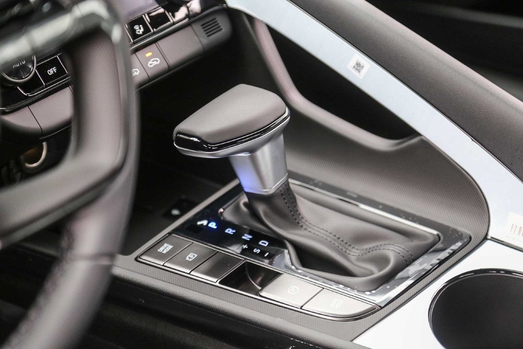 Certified 2026 Hyundai Elantra SEL FWD image 19