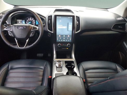 Used 2024 Ford Edge SEL w/ Sport Appearance Package image 13