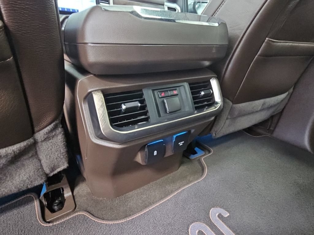 Used 2022 Ford F150 King Ranch w/ Equipment Group 601A High AWD/4WD image 37