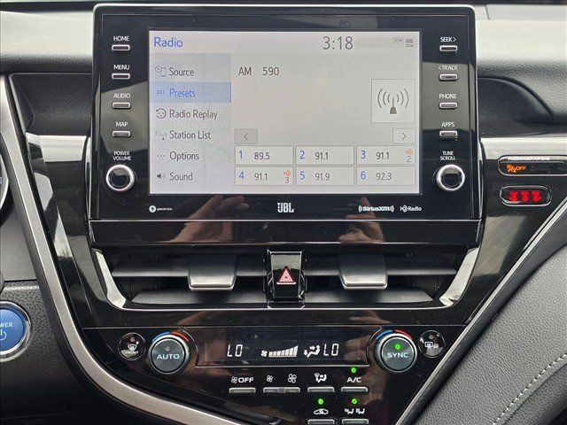 Used 2024 Toyota Camry XLE w/ Navigation Package FWD image 29