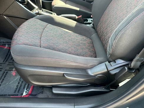 Used 2019 Chevrolet Sonic LT FWD image 16