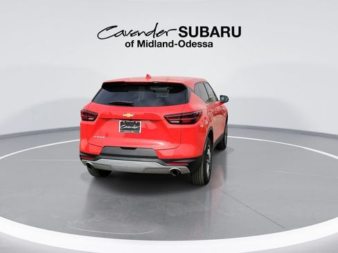 Used 2025 Chevrolet Blazer LT FWD image 8