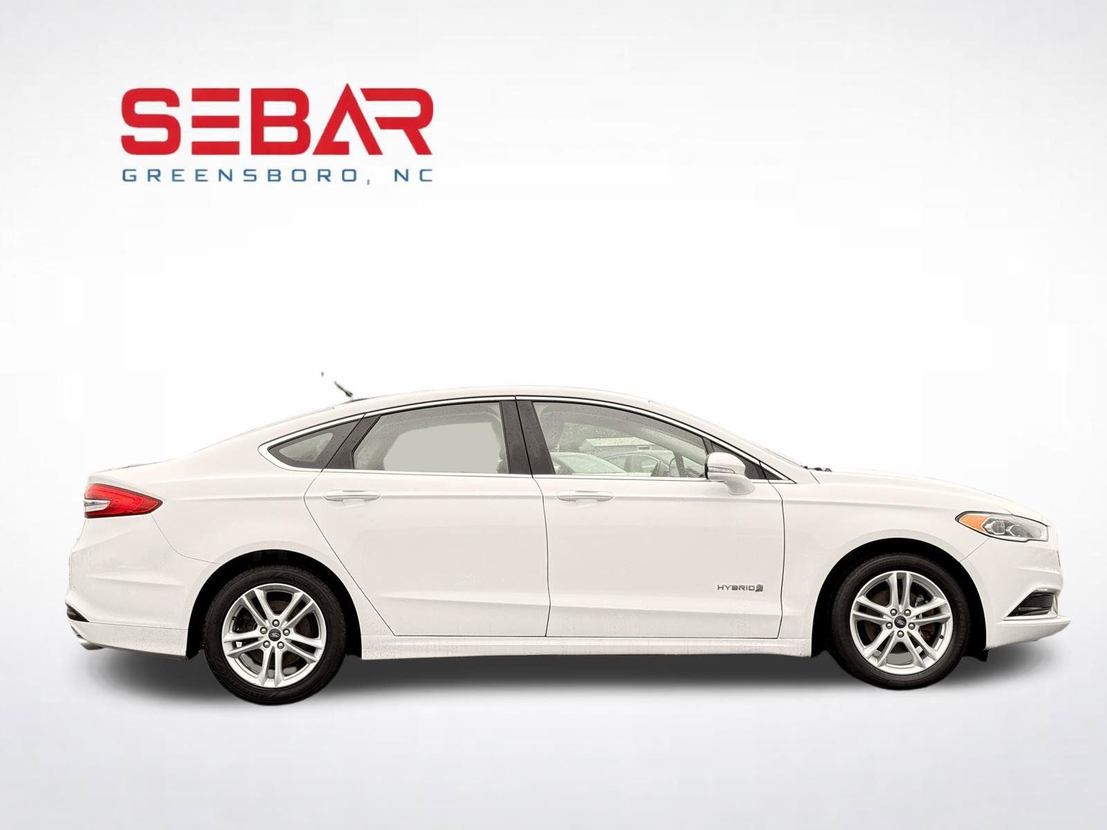 Used 2018 Ford Fusion SE w/ Equipment Group 602A FWD image 6