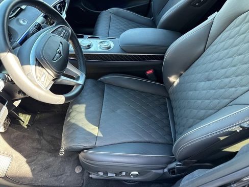 Used 2026 Genesis GV70 3.5T Sport Prestige image 8