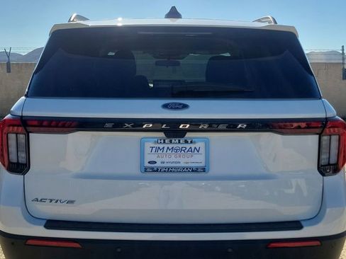 New 2026 Ford Explorer Active image 19