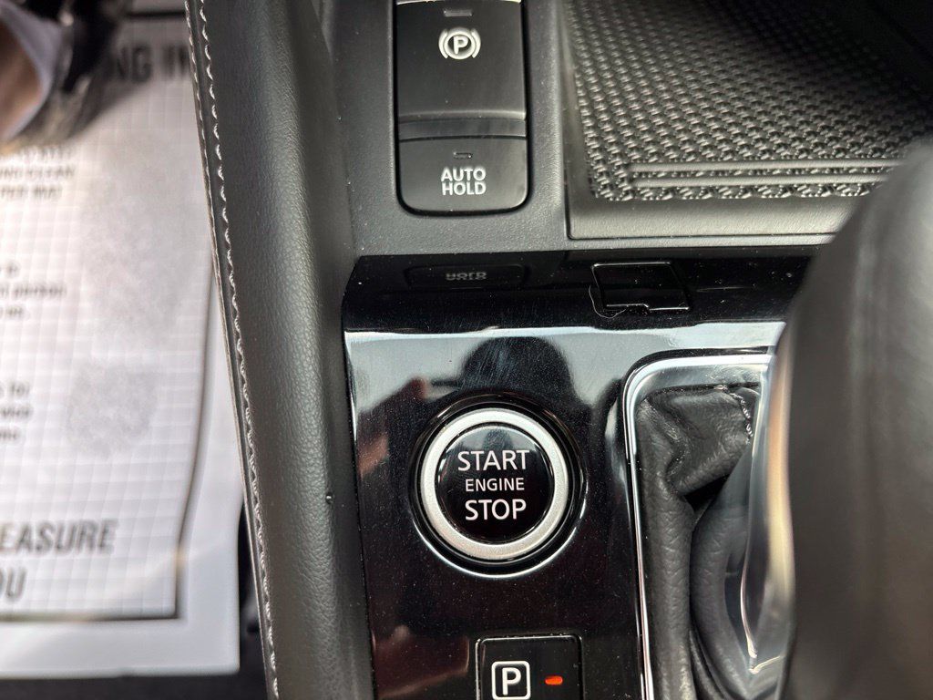 Certified 2024 Nissan Kicks SV FWD image 28