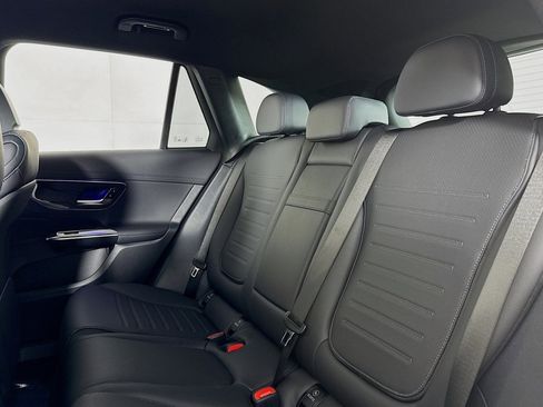 New 2026 Mercedes-Benz GLC 300 image 7