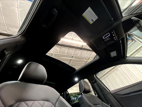 New 2026 Volkswagen Atlas Cross Sport SEL Premium R-Line image 29