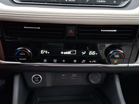 Certified 2022 Nissan Rogue SV AWD/4WD image 15
