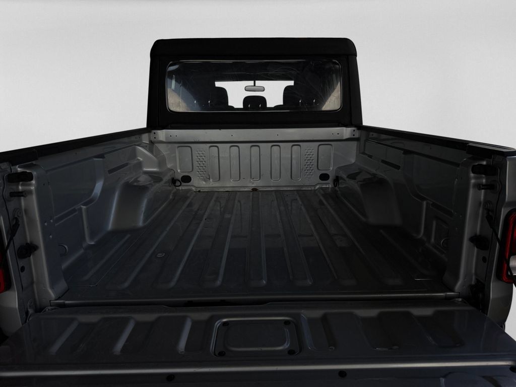 Used 2022 Jeep Gladiator Sport AWD/4WD image 28