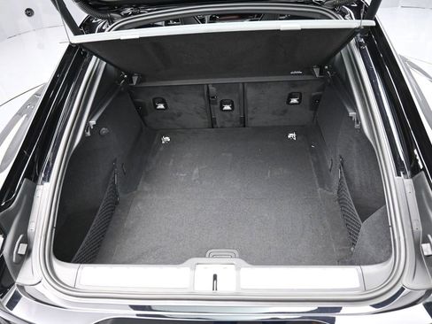 New 2026 Porsche Panamera 4 image 32