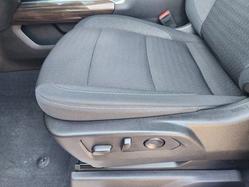 Used 2025 Chevrolet Silverado 1500 LT image 25