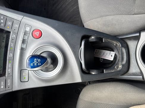 Used 2012 Toyota Prius Two FWD image 11