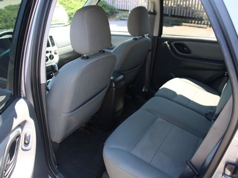 Used 2007 Ford Escape XLT AWD/4WD image 14