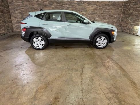 New 2026 Hyundai Kona SE image 4