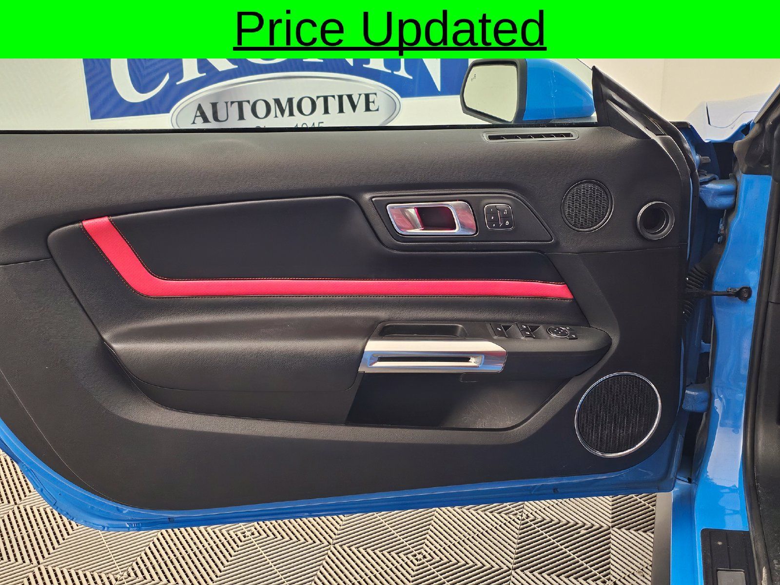 Used 2022 Ford Mustang GT Premium w/ Equipment Group 401A RWD image 2