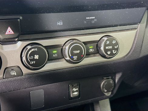 Used 2019 Toyota Tacoma SR w/ SX Package image 17