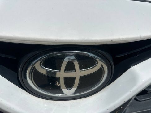 Used 2024 Toyota Camry SE FWD image 13