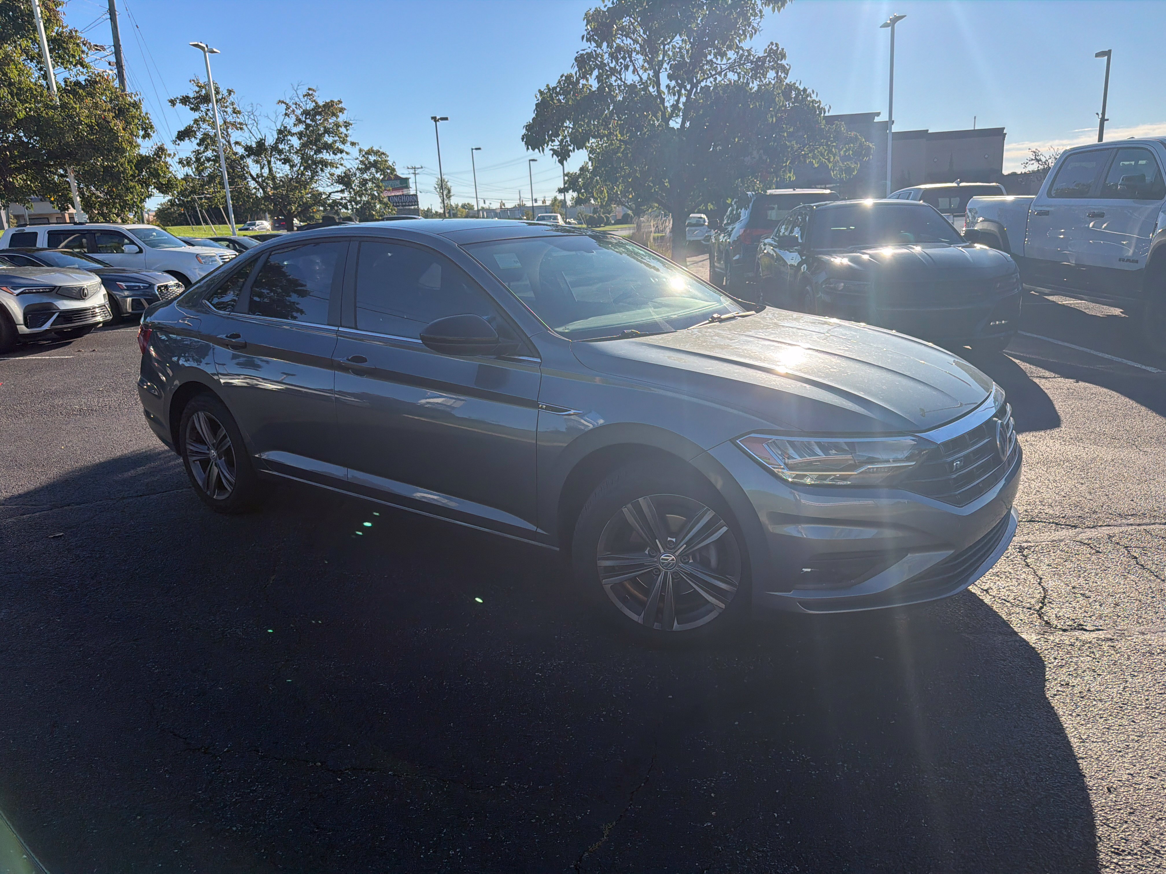 Used 2019 Volkswagen Jetta R-Line FWD image 16