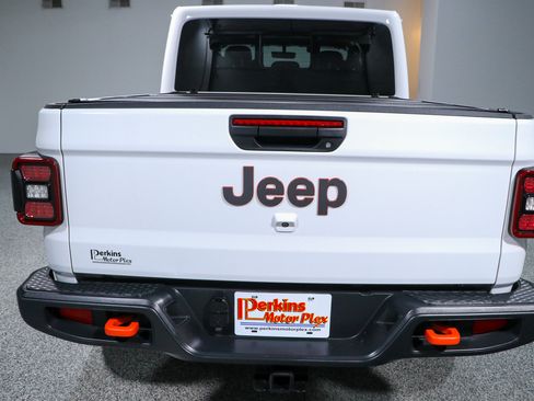 Used 2021 Jeep Gladiator Mojave AWD/4WD image 8