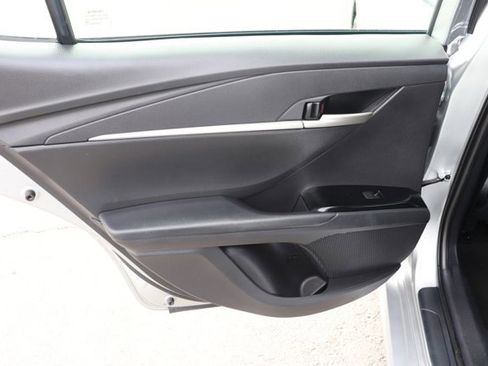 Used 2025 Toyota Camry LE image 13