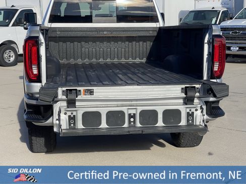 Certified 2022 GMC Sierra 3500 Denali w/ Denali Ultimate Package image 17
