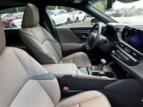 New 2025 Lexus ES 350 w/ Premium Package image 33