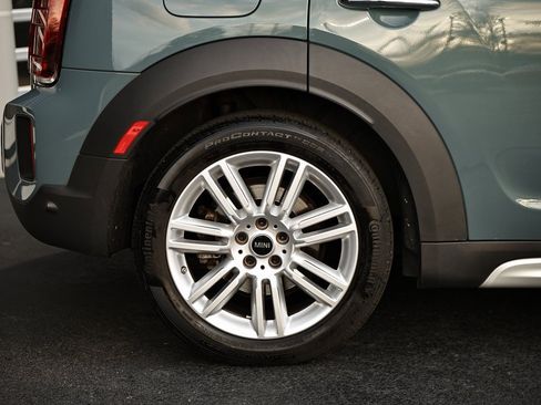 Used 2023 MINI Cooper Countryman SE w/ Signature Upholstery Package image 6