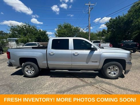 Used 2018 Chevrolet Silverado 1500 LT w/ LT Eassist Package RWD image 2