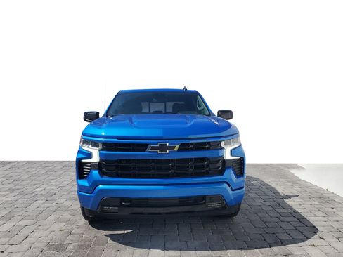 Used 2025 Chevrolet Silverado 1500 RST w/ Convenience Package II RWD image 2