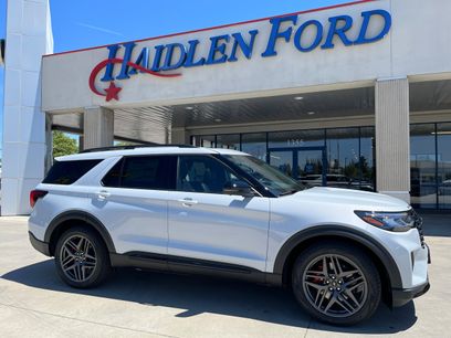 New 2026 Ford Explorer ST w/ Sun And Sound Package