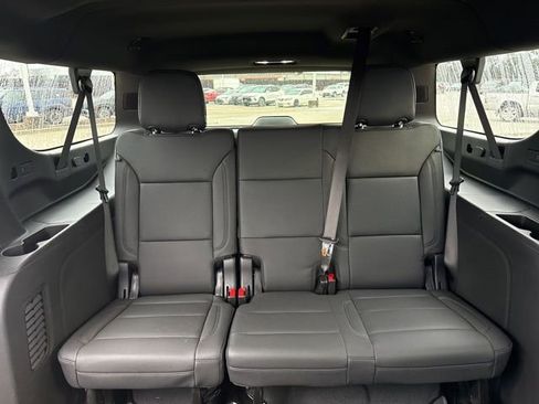 New 2026 Chevrolet Suburban LT w/ Comfort Package image 12