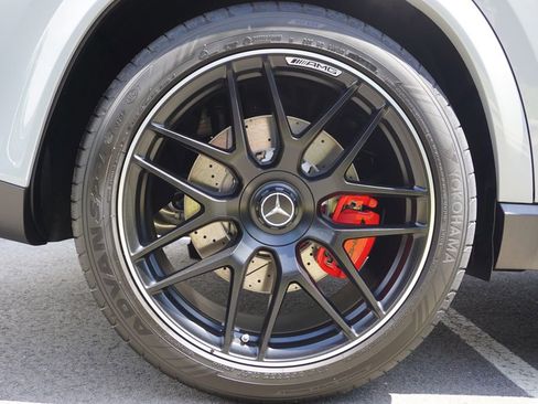 New 2026 Mercedes-Benz GLE 63 AMG S image 21