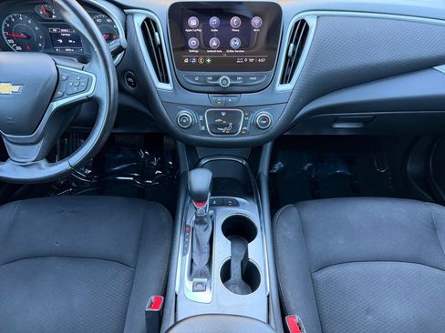 Used 2022 Chevrolet Malibu RS FWD image 26