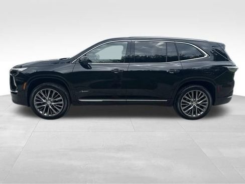 Used 2025 Buick Enclave Avenir w/ Super Cruise Package AWD/4WD image 3
