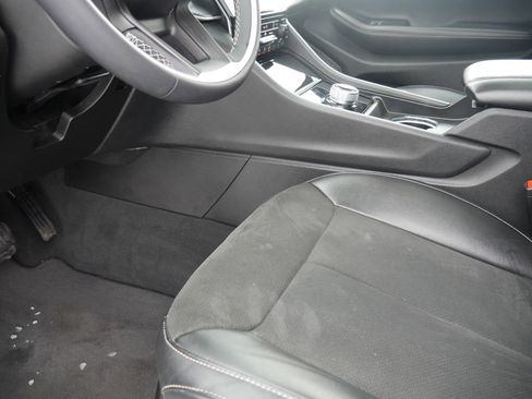 Used 2023 Jeep Grand Cherokee L Altitude image 17