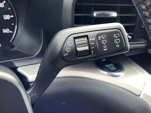 Certified 2022 Ford Explorer XLT image 31