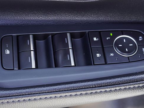 Certified 2025 Toyota Grand Highlander AWD image 20