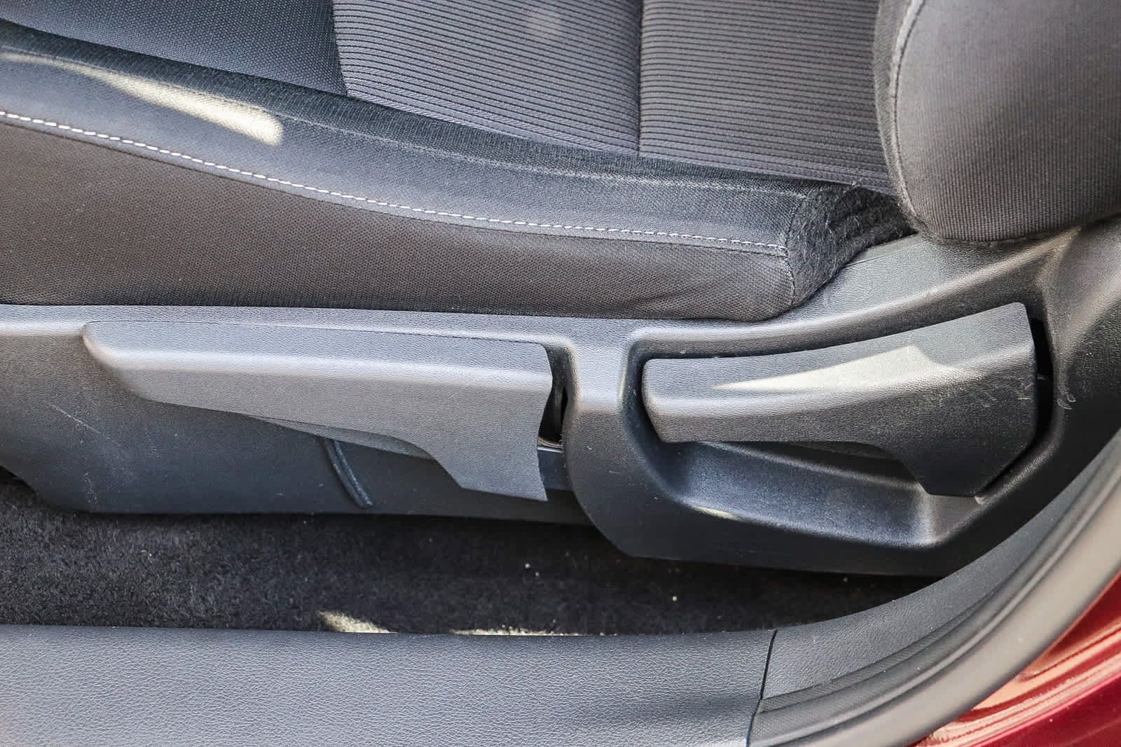 Used 2024 Nissan Sentra SV FWD image 17