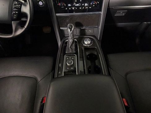 Used 2024 INFINITI QX80 Luxe image 15