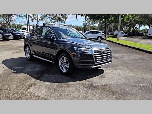 Used 2020 Audi Q5 2.0T Premium w/ Convenience Package image 43