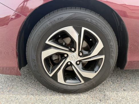 Used 2017 Honda Accord LX image 12